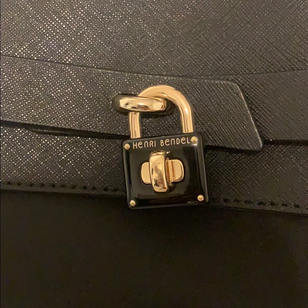 🖤Henri bendel jetsetter backpack black🖤 - Picture 2 of 8